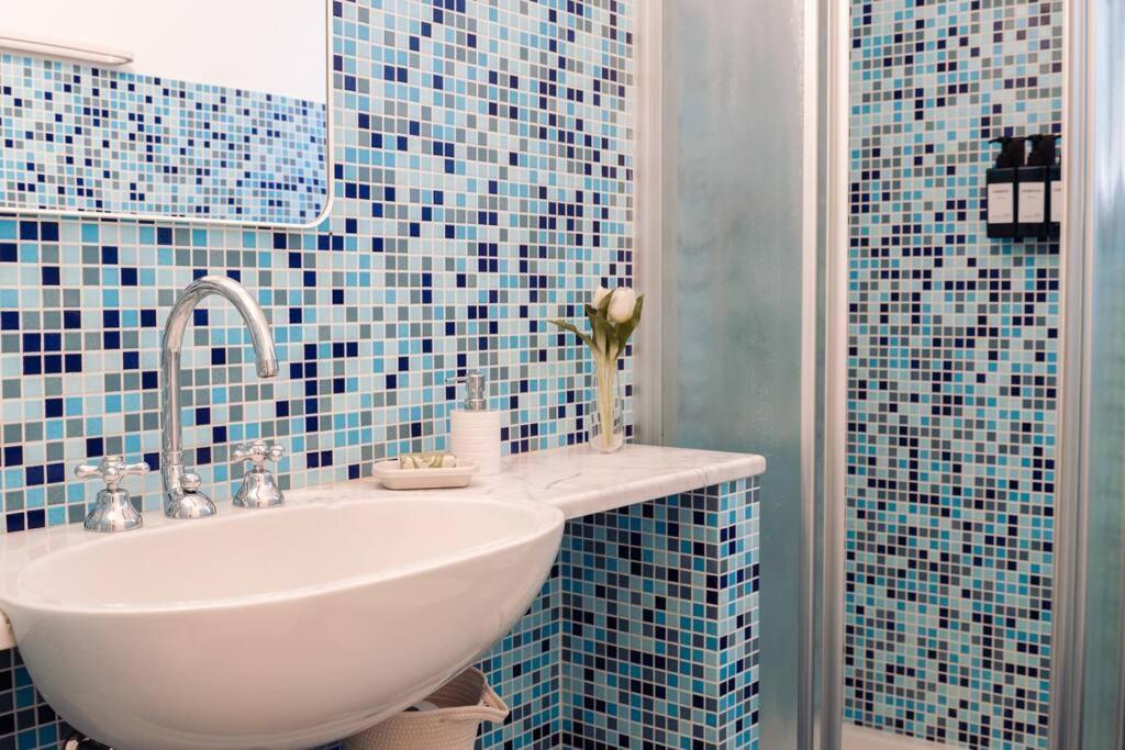 شقة Piccapiana Sea View Attic Flat لا سبيتسْيا المظهر الخارجي الصورة